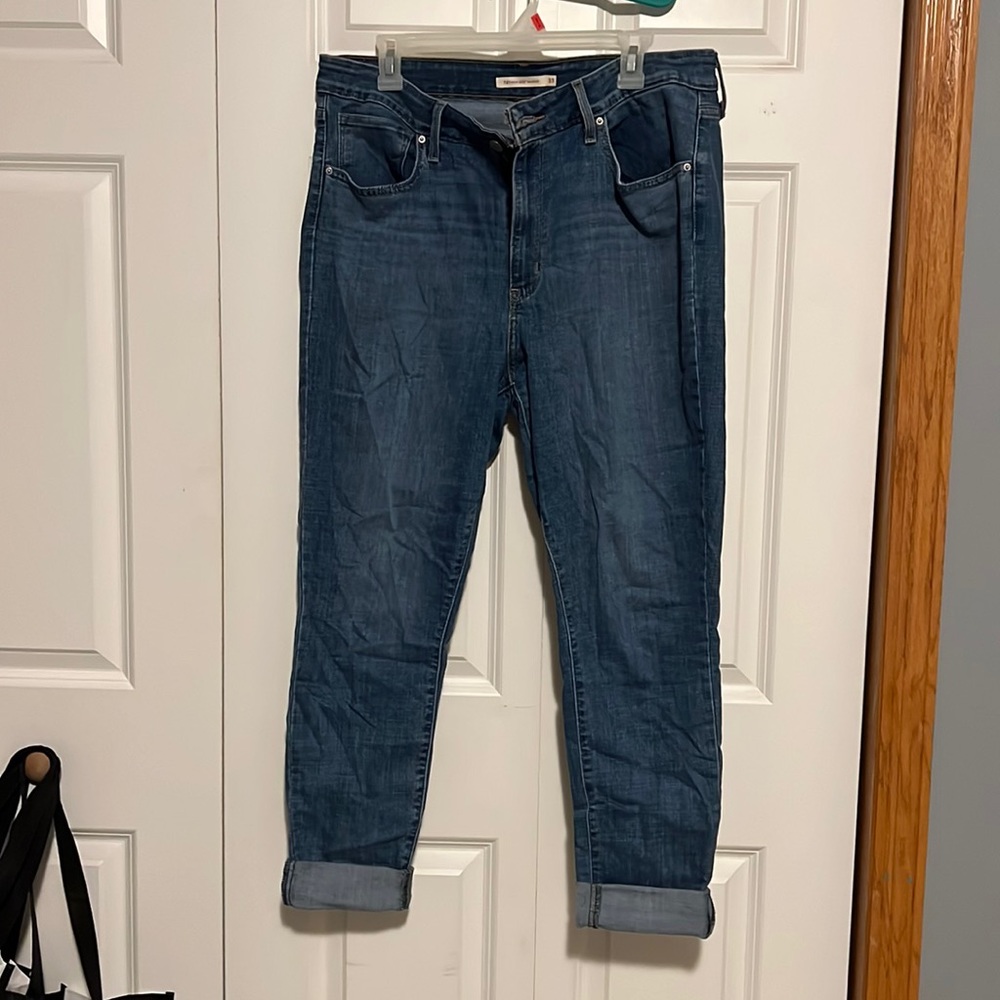 High Waisted Levi Skinny Jeans Size 33